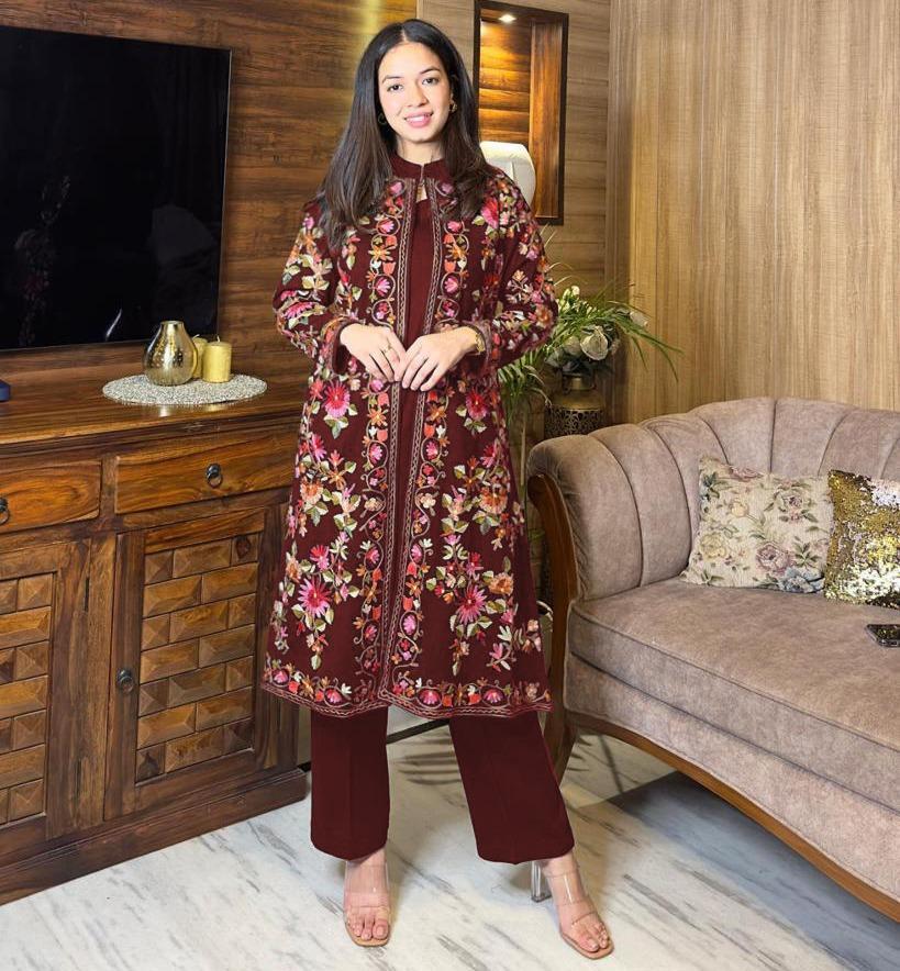Classic 3 Pcs Women's Stitched Embroidered Suit – Designer Collection